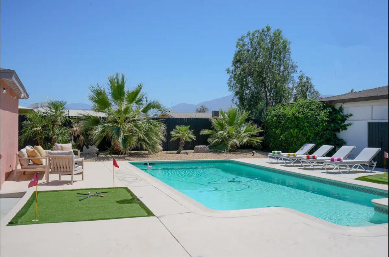 The Pink Cactus - Desert Retreat - Luxe Pool, Golf & Game Room Indio Kültér fotó