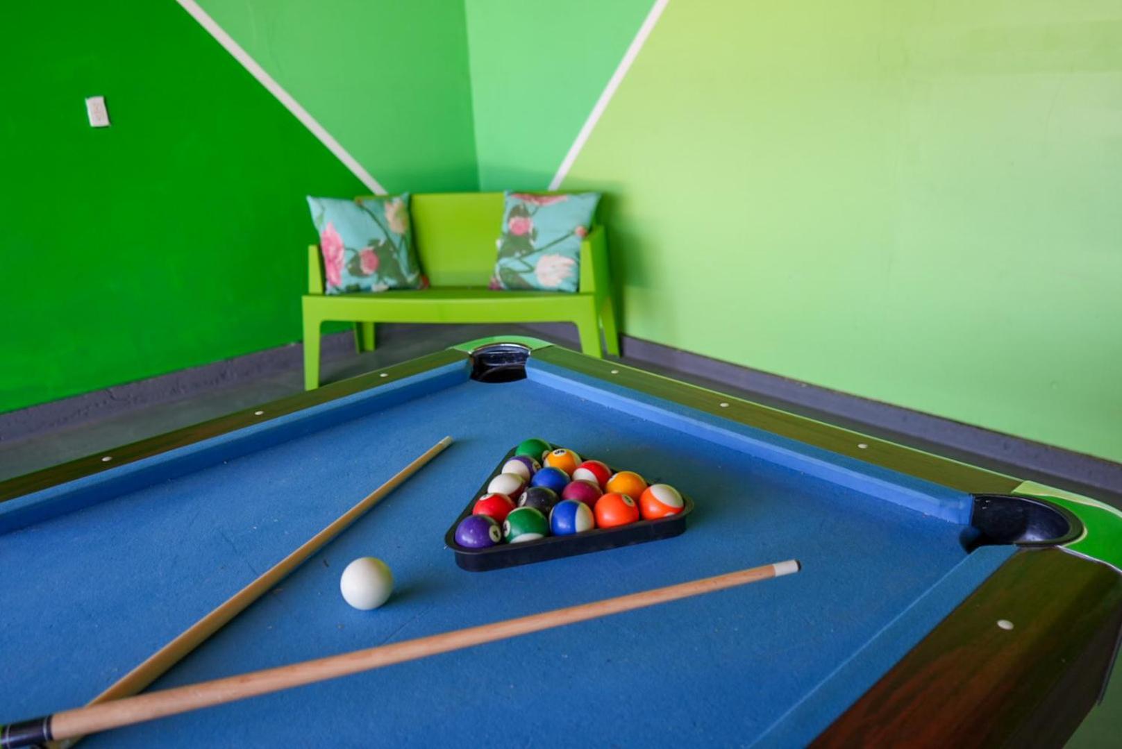 The Pink Cactus - Desert Retreat - Luxe Pool, Golf & Game Room Indio Kültér fotó